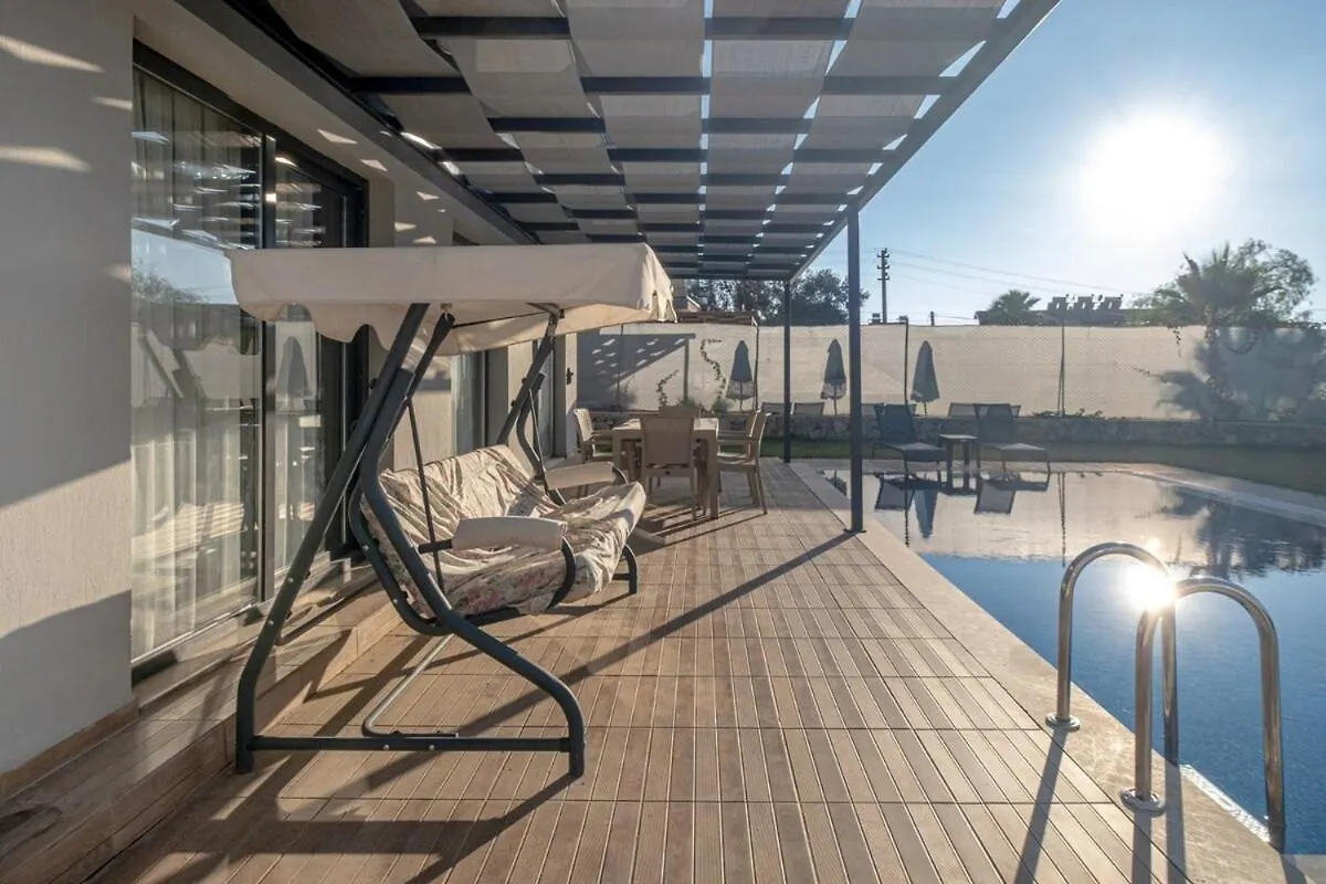 Tranquil Peaceful Tunc Villa Fethiye